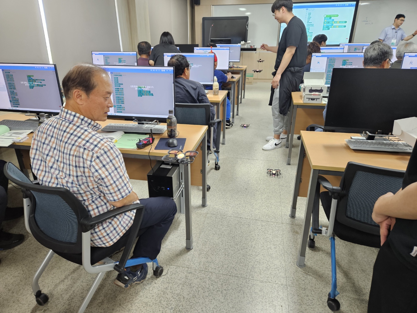 2기도민드론체험 이론2.jpg