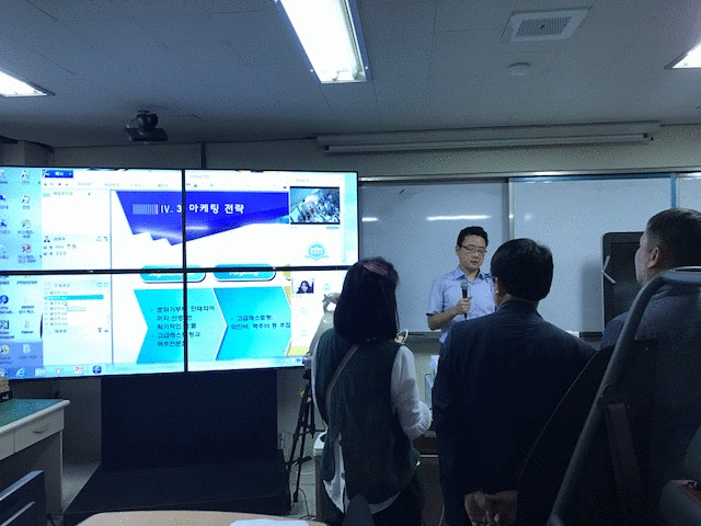 ezgif.com-gif-maker (2).gif