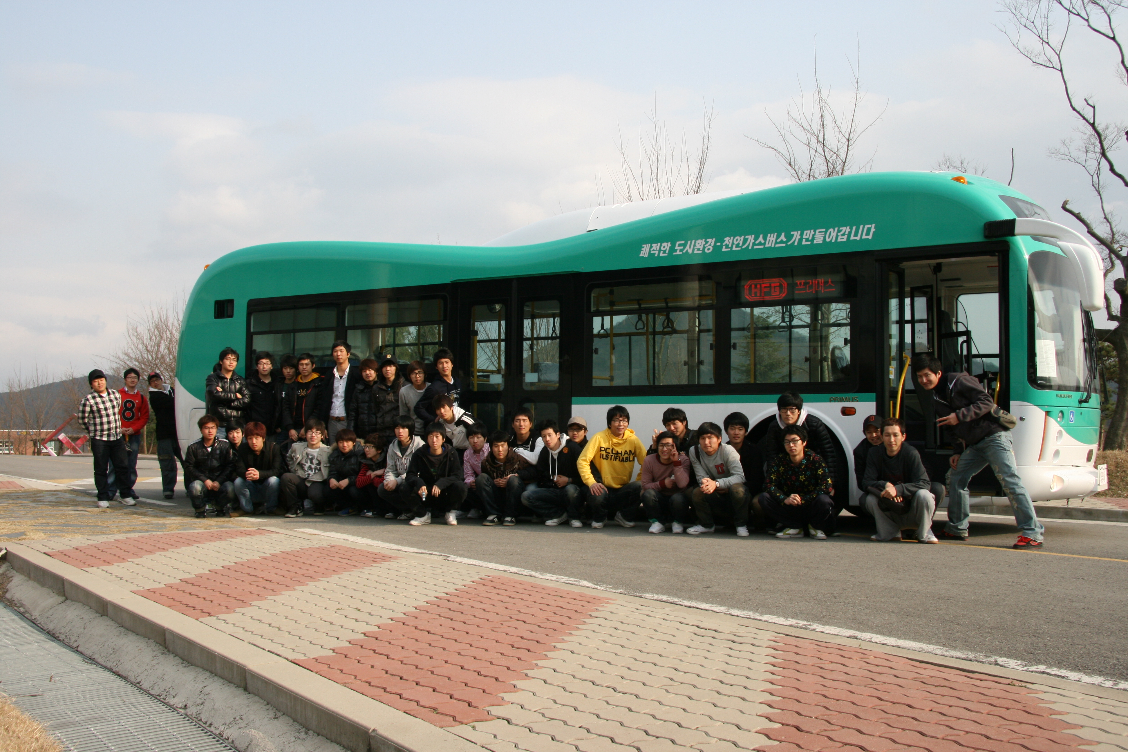 한국화이바 초저상 버스.JPG