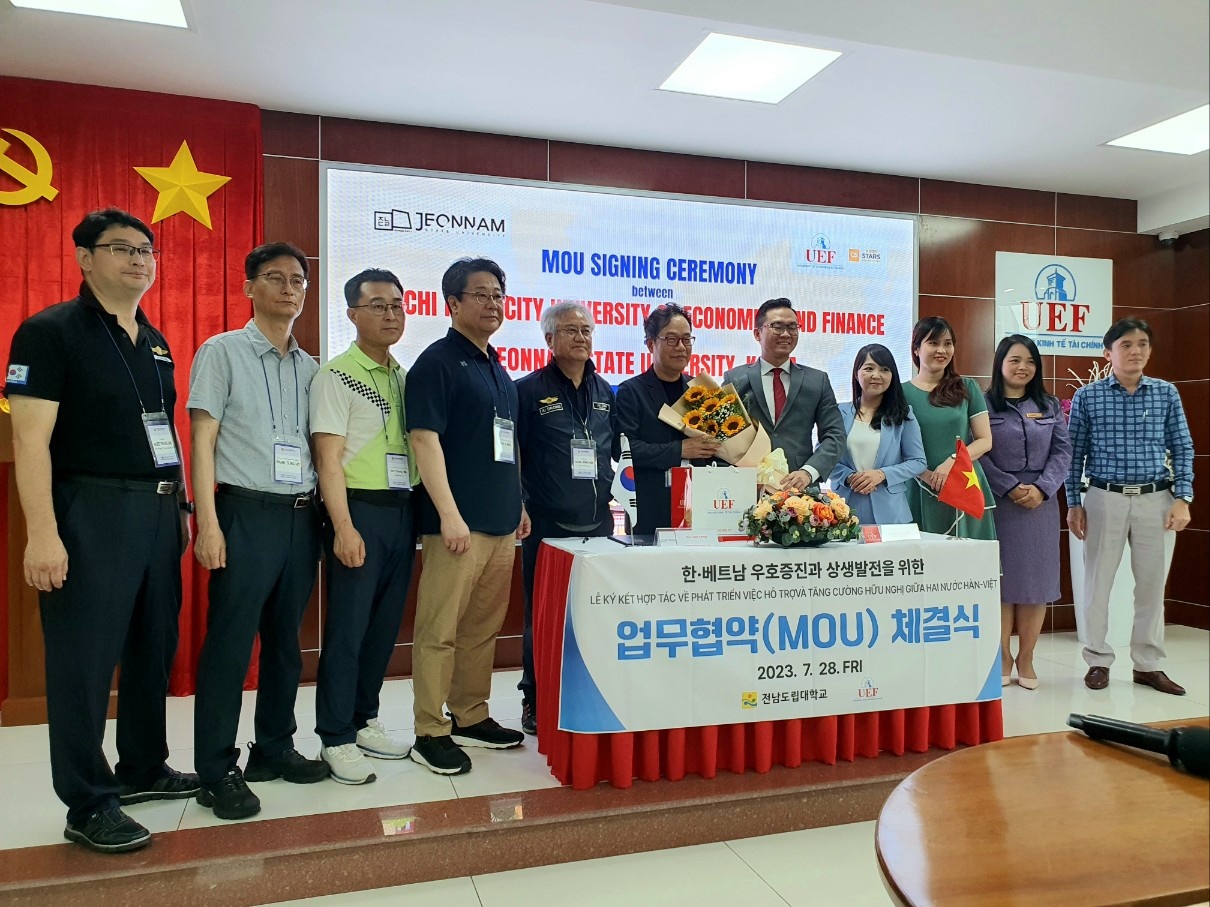 글로벌캠프 협약7.jpg